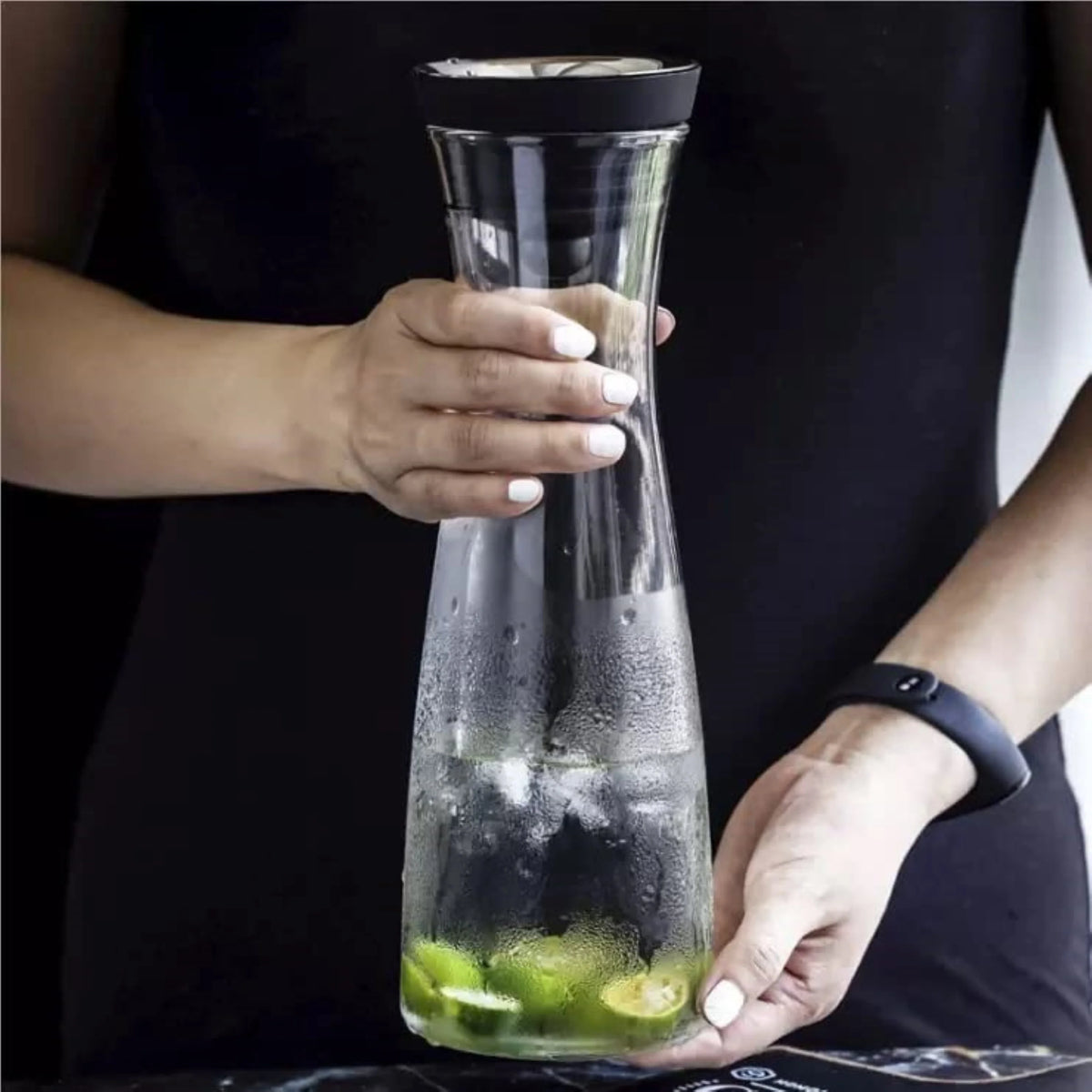 50 oz Glass Pitcher with Stainless Steel Lid and Brush V623