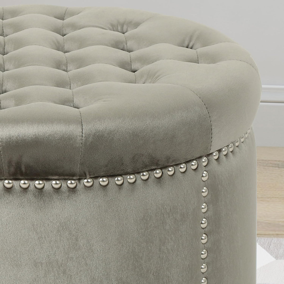 Grey Velvet Tufted Ottoman F92600