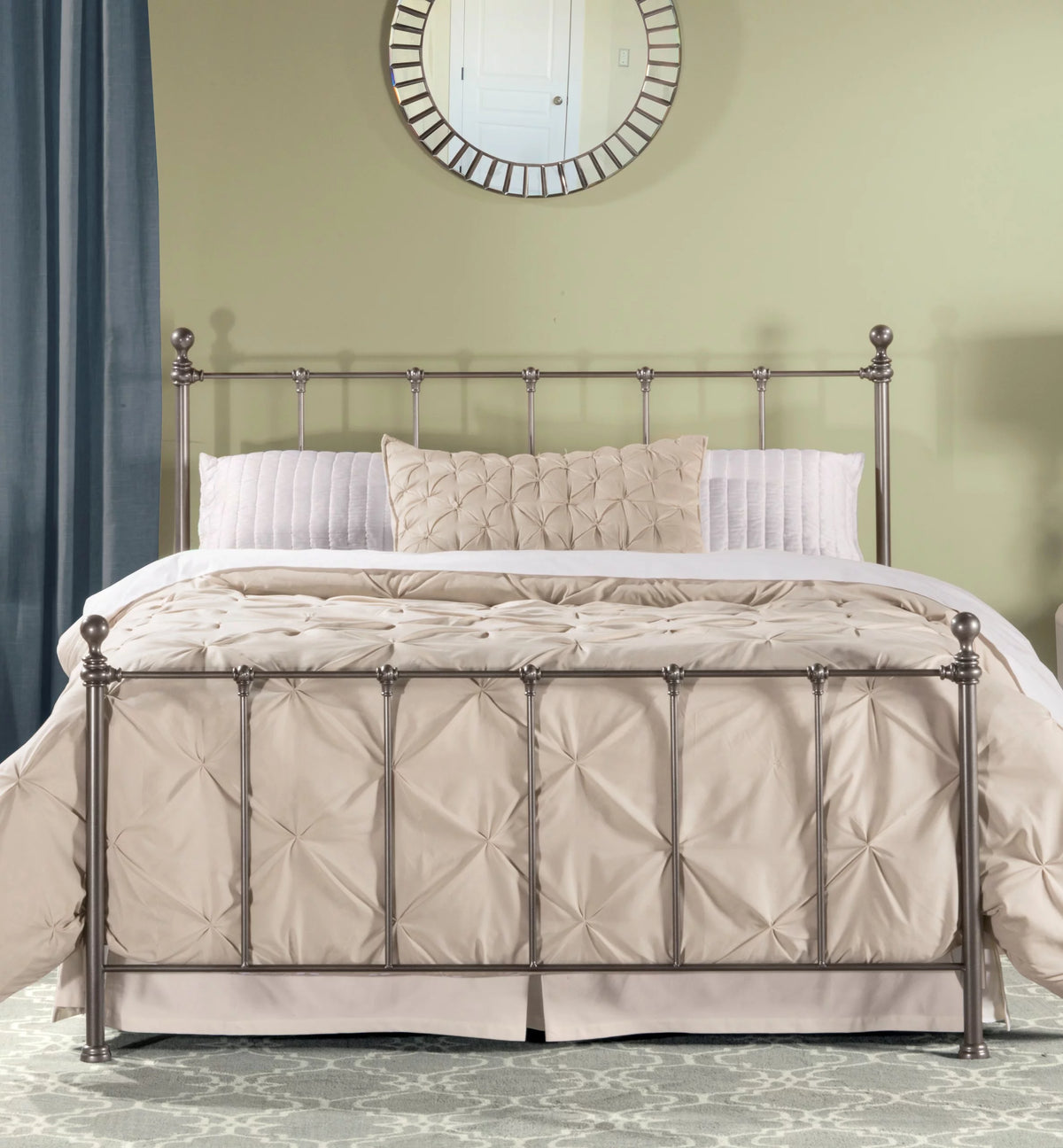 Queen Metal Bed Z788300