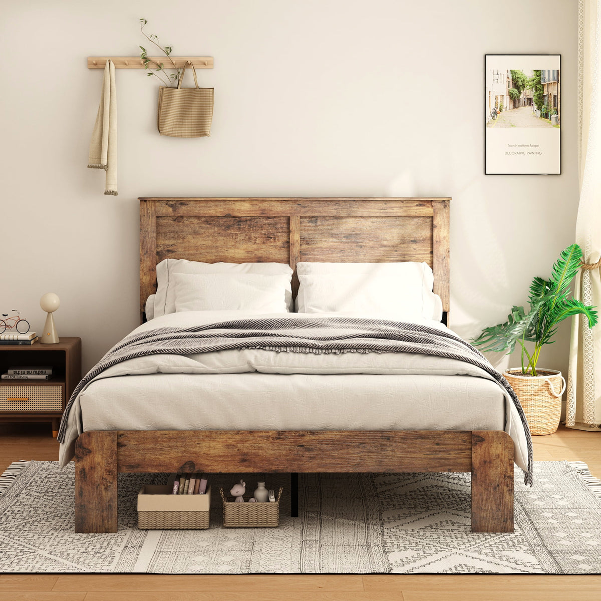 Queen Size Dark Brown Wood Bed Frame with Headboard P941