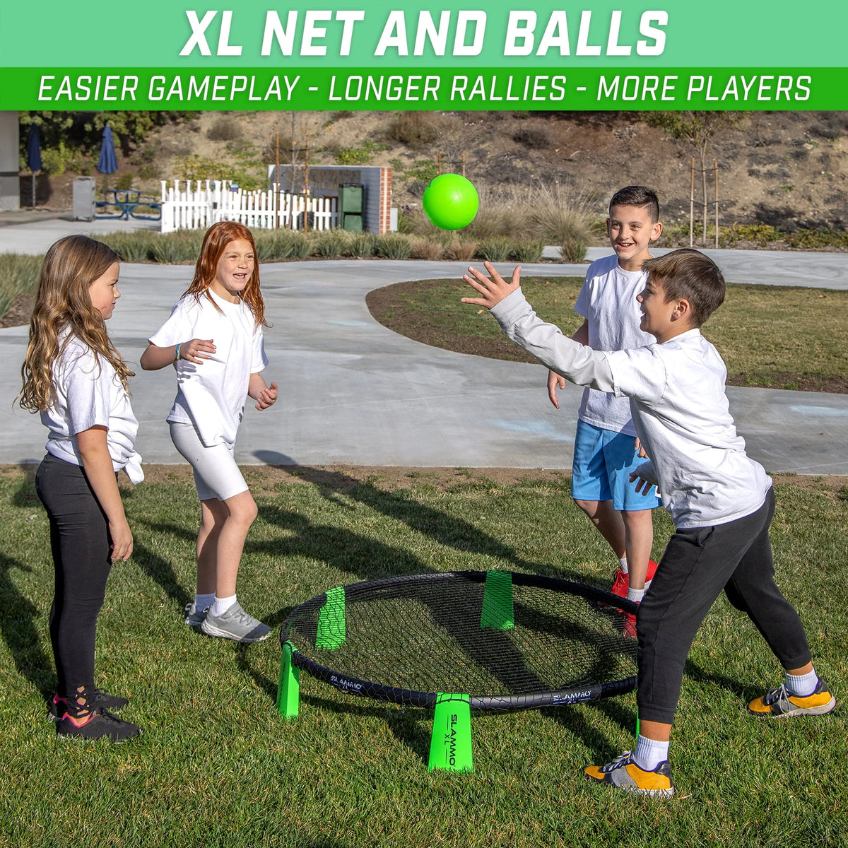 Outdoor Game Set with 3 Balls and Carrying Case G3016
