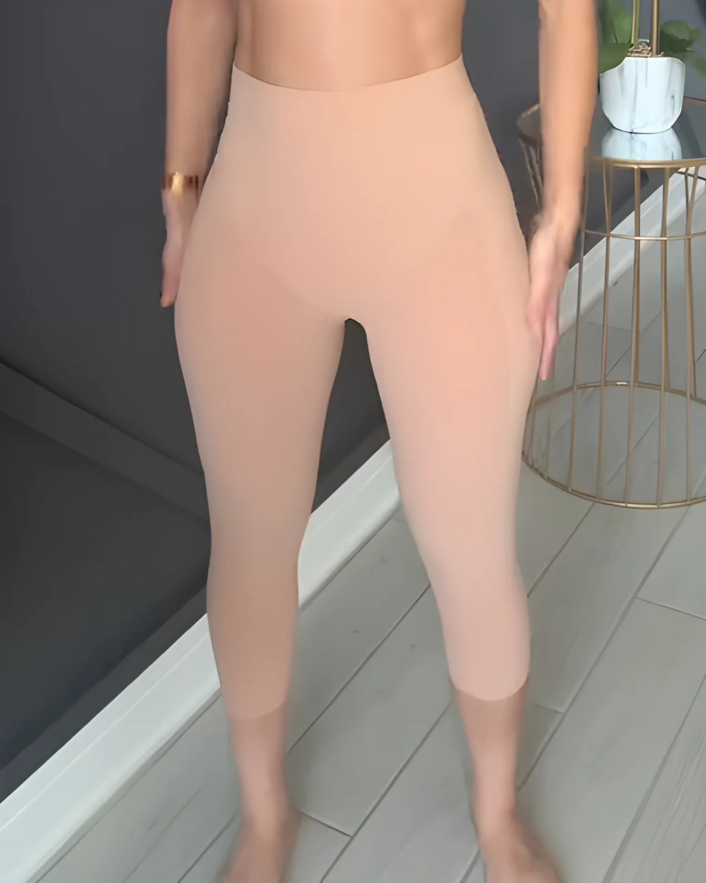 High-Waisted Capri Shaper S52693