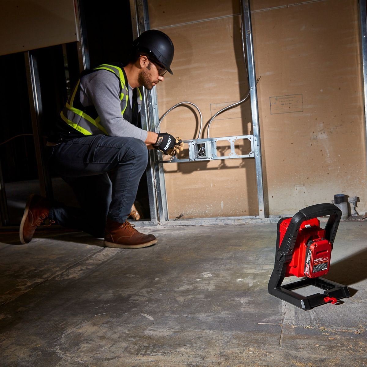 20V Cordless 2000 Lumen Work Light Y153317