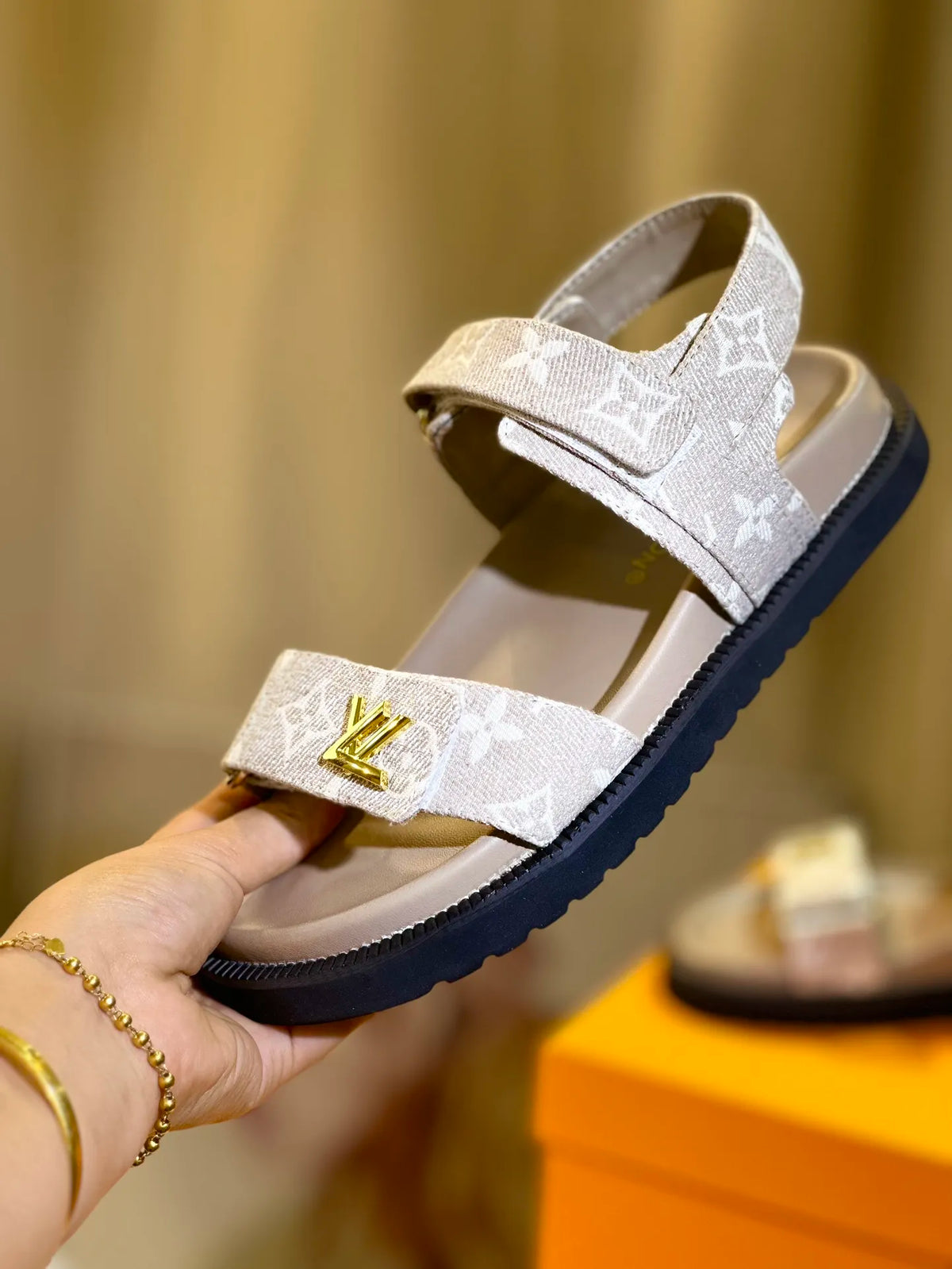 Women Shoes C829