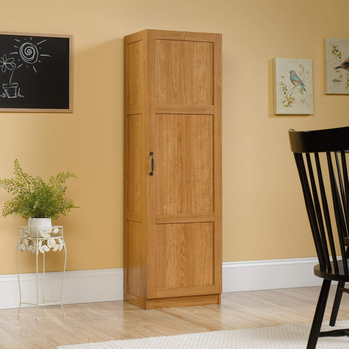 Oak Storage Cabinet E8228