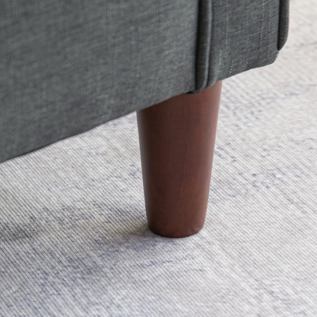 Single Sofa Chair with Four Wooden Legs B77460