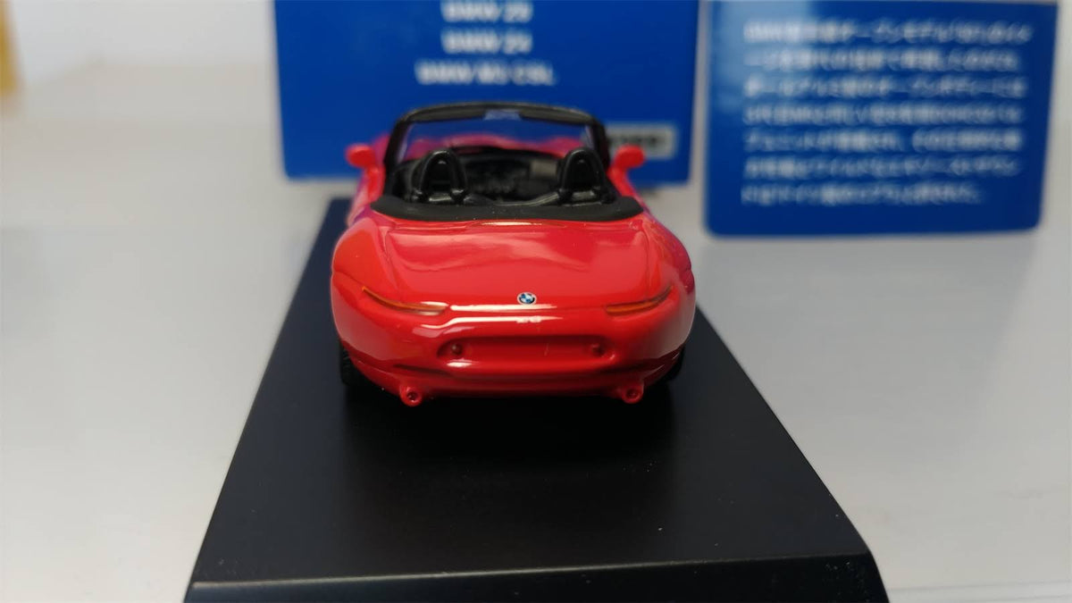 1:64 BMW Z8 1999 Red Used B958823