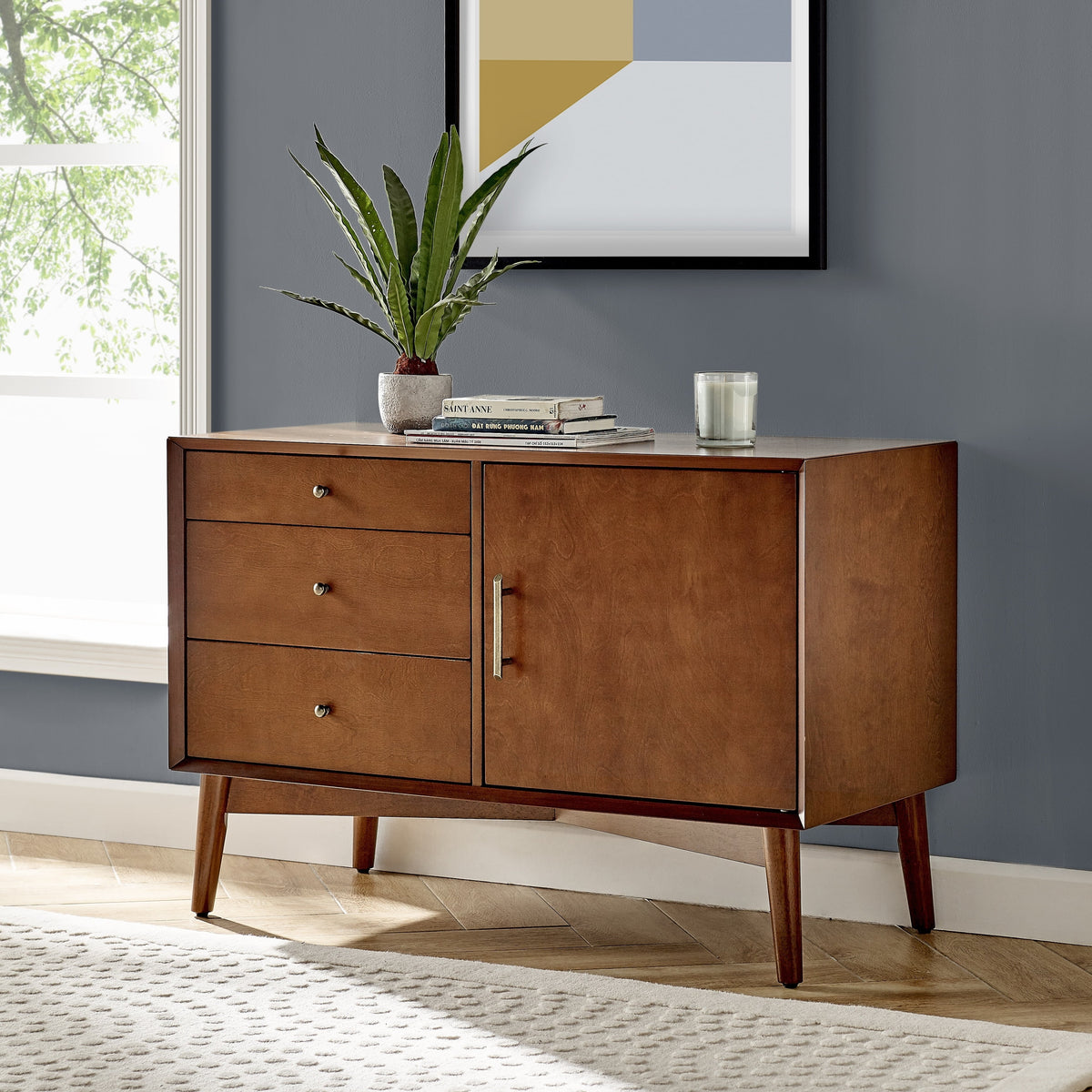 Media Console T81931