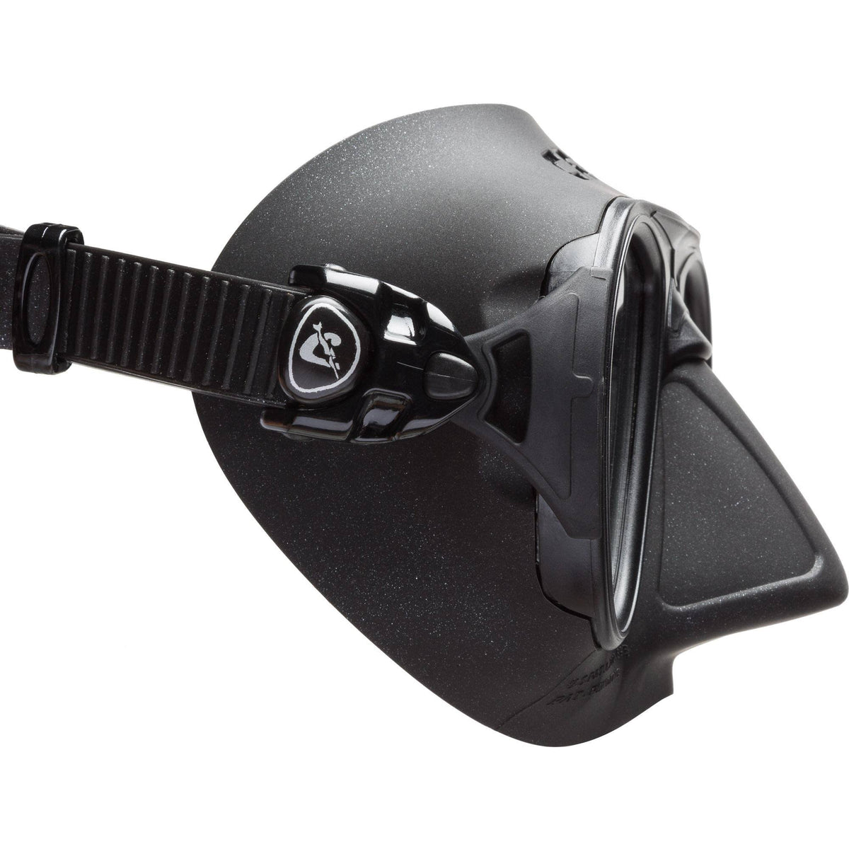 Black/Black Mask S65147