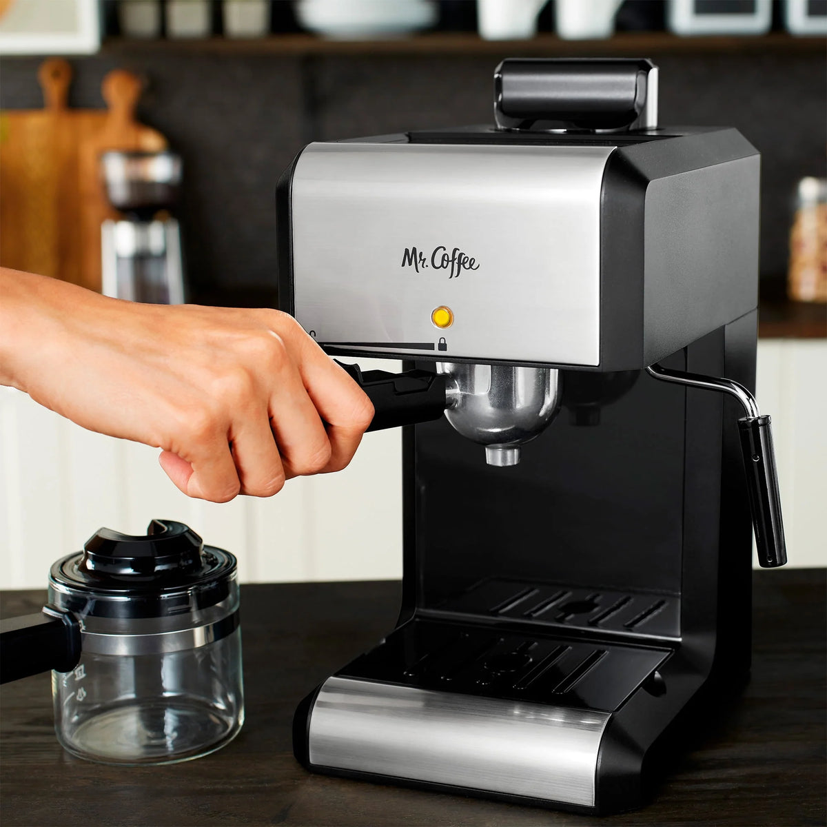 Automatic Espresso and Cappuccino Machine, 20 oz, Silver Z8341