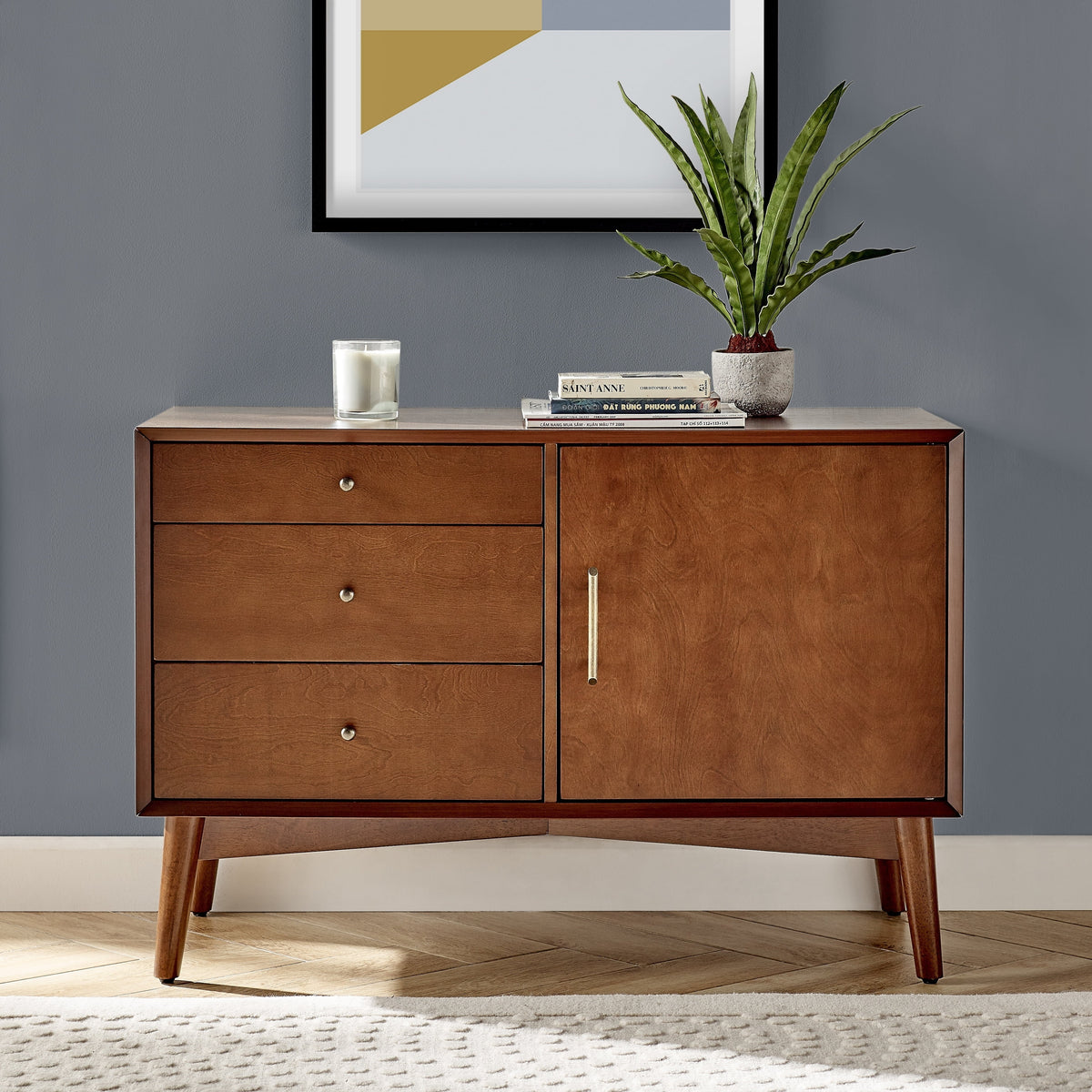 Media Console T81931