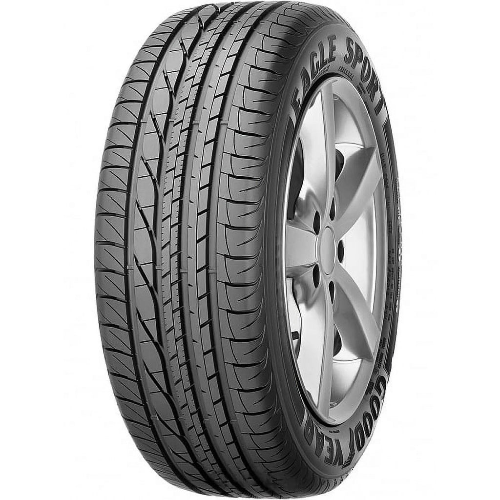 205/55R16 91V Performance Tire Z672