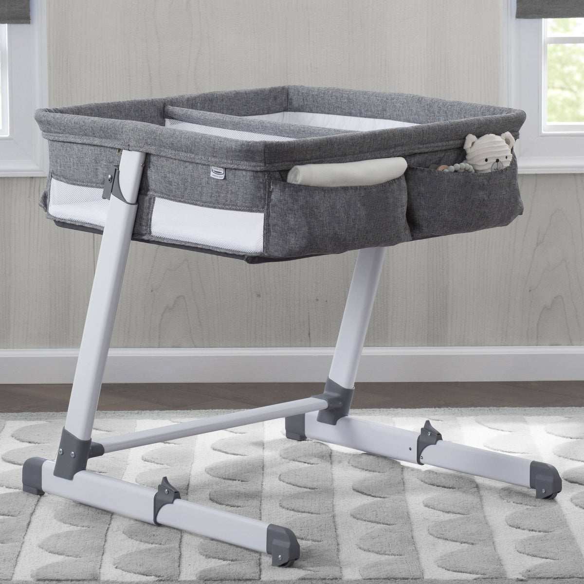 Twin City Sleeper Bassinet, Med Grey B703845