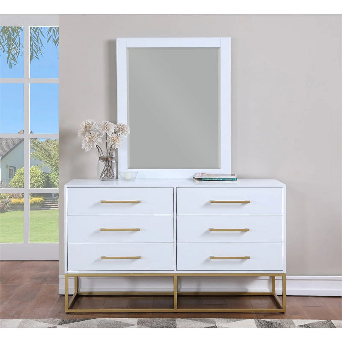 White Dresser U9366